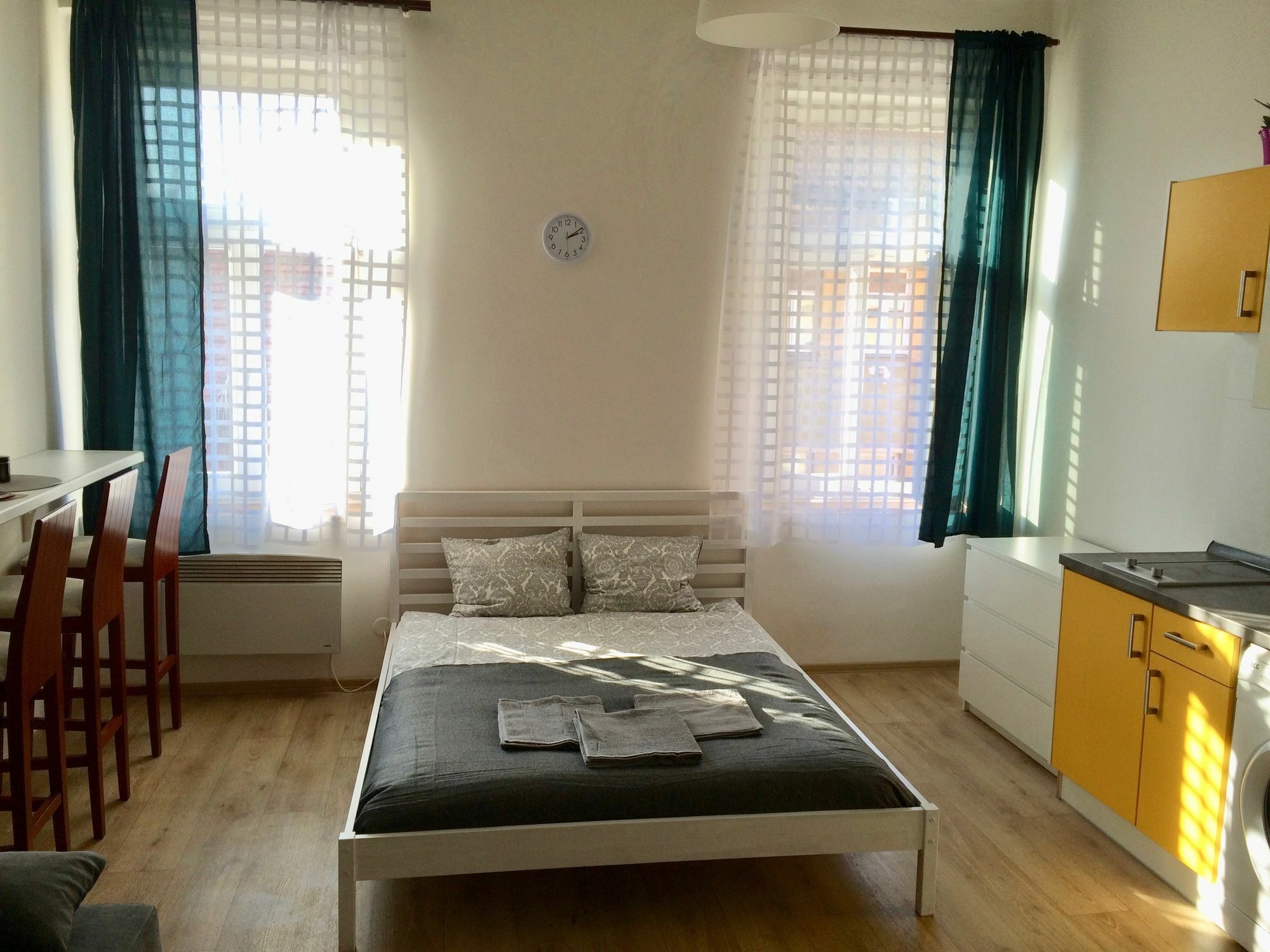 Residence Vita Nejedleho Praha Bagian luar foto